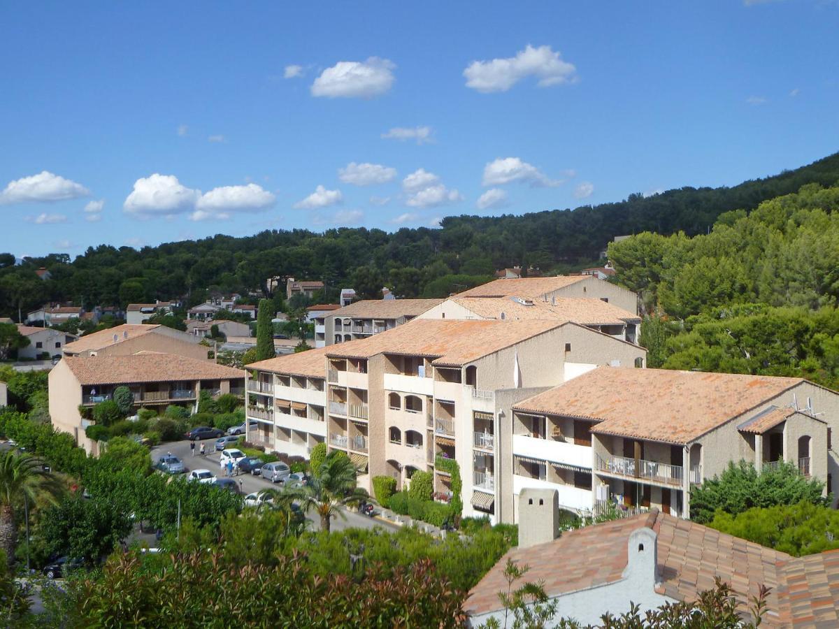 Apartment Les Aigues Marines-62 By Interhome Saint-Cyr-sur-Mer Luaran gambar