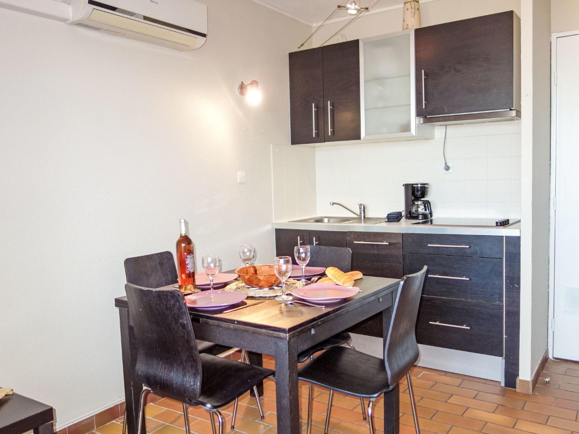 Apartment Les Aigues Marines-62 By Interhome Saint-Cyr-sur-Mer Luaran gambar